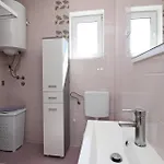 Plese