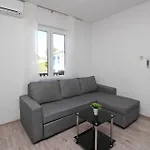 Plese بيت ضيافة