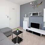 Plese بيت ضيافة 4*
