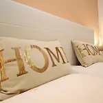 بيت ضيافة Plese 4*